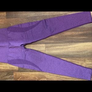 Purple Contour Workout Leggings!!! Never worn!